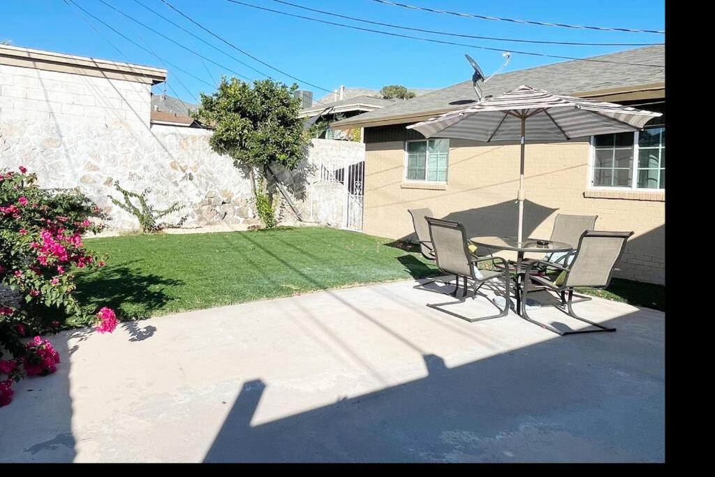 Villa My Cozy Duplex A In The Heart Of West Side El Paso Exterior foto